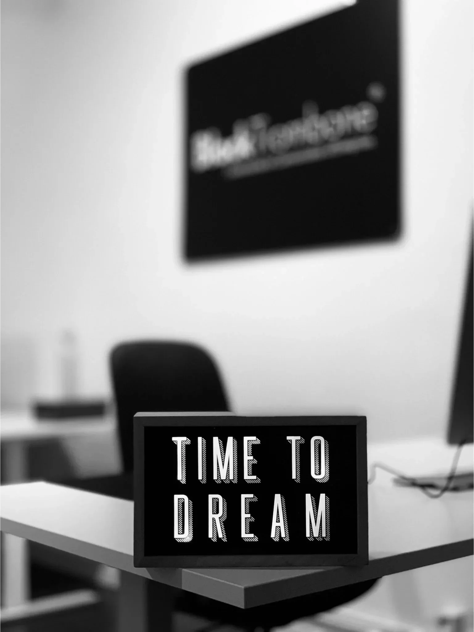 bureau office agency agence