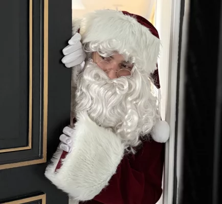 pere noel arbre de noel cse paris agence black trombone arbre de noel d'entreprise